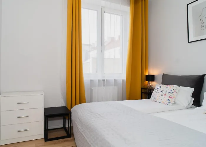 Totu Black&white Centrum *